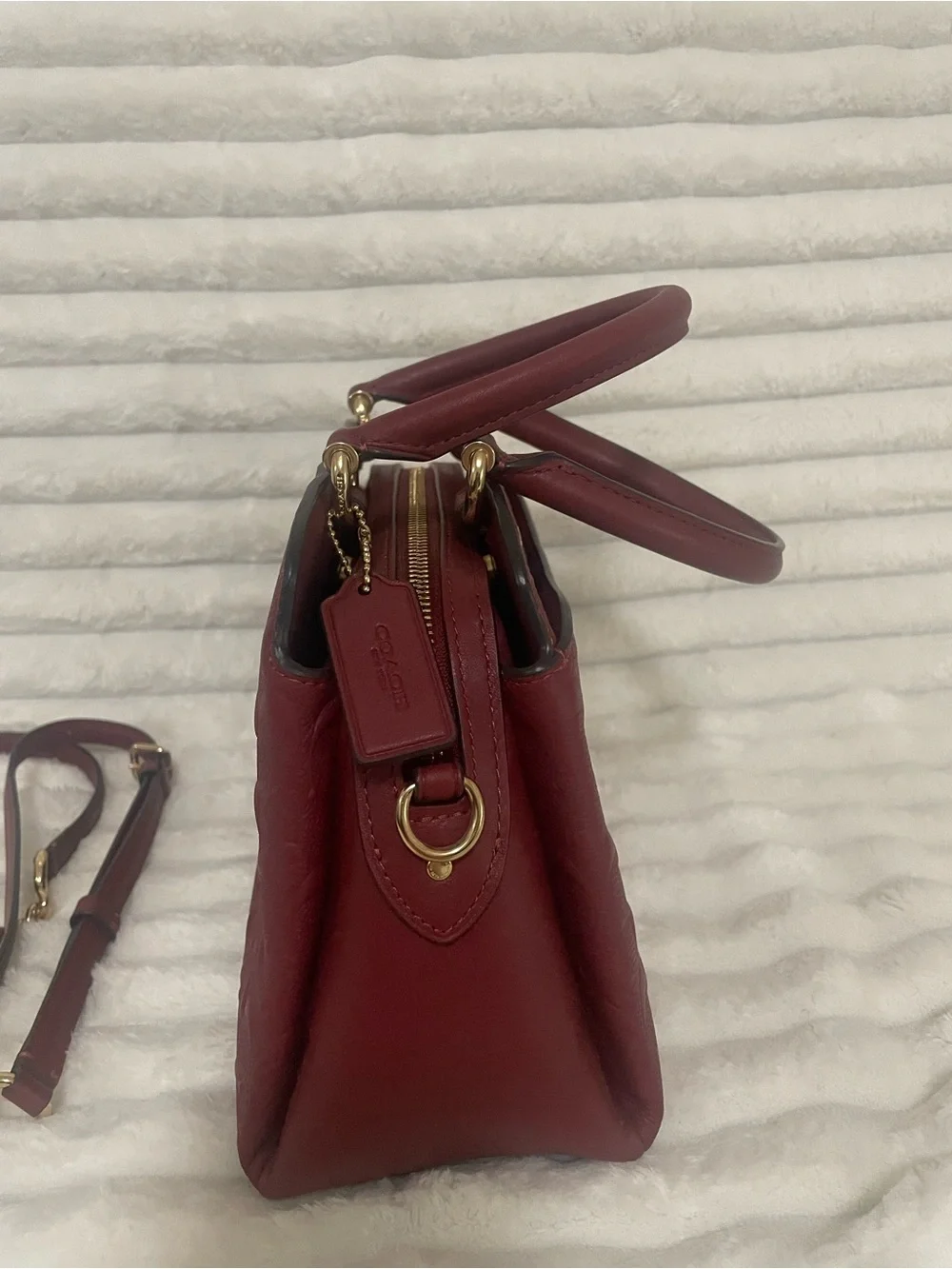 Coach Red Embossed Leather Satchel with Gold Hardware - Picture 5 of 7